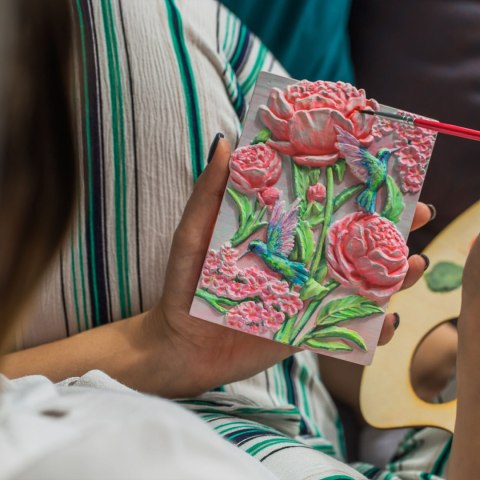 CANDELLANA Kolorowanka gipsowa obraz do malowania 3D kwiaty peonie zestaw farby i pędzle CANDELLANA Kolorowanka gipsowa obraz do malowania 3D kwiaty peonie zestaw farby i pędzle