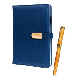 Zestaw prezentowy: elegancki, granatowy notes A5 w linie i długopis z czarnym wkładem - Peterson