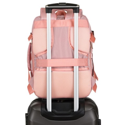 Plecak z miejscem na laptopa wykonany z cordury w różowym kolorze, zawieszony na regulowanych szelkach - Peterson