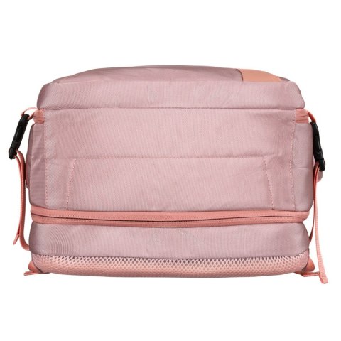 Plecak z miejscem na laptopa wykonany z cordury w różowym kolorze, zawieszony na regulowanych szelkach - Peterson