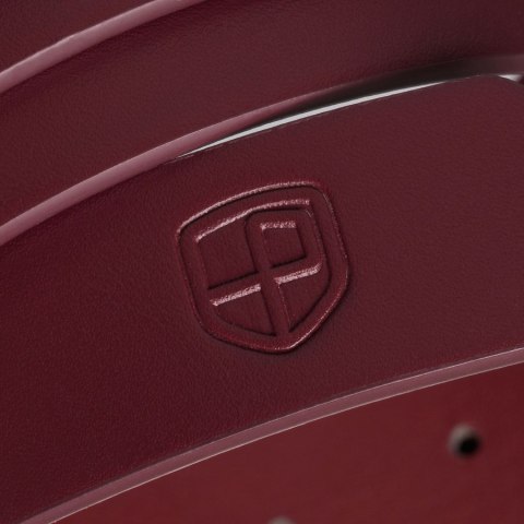 Pasek damski ze skóry ekologicznej w pięknym, burgundowym kolorze ze złotą klamrą - Peterson