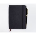 Czarny notes w formacie B6 zadrukowany w kropki, wyposażony w gumkę zamykającą - Peterson