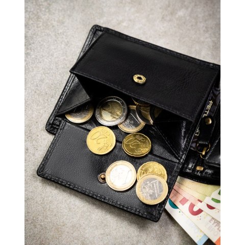 Duży portfel męski ze skóry naturalnej w czarnym kolorze wyposażony w system RFID - Peterson